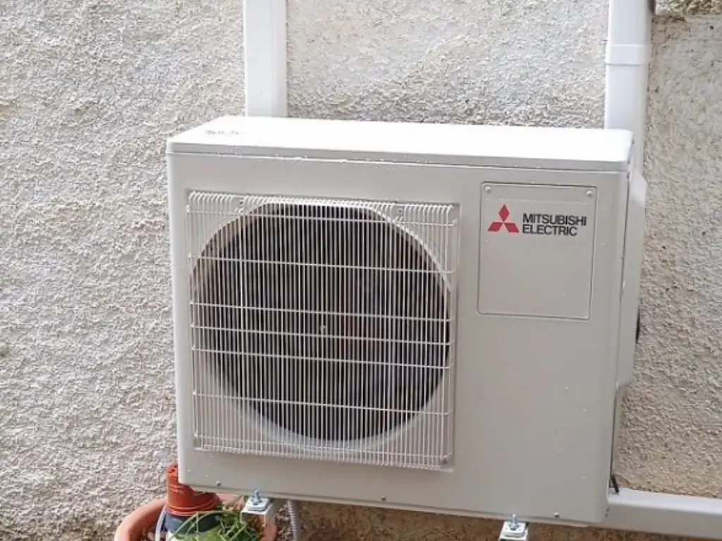 pose de climatisation chez un particulier - géné-bat-sud 66